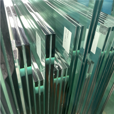 Balustrade plastifié en verre trempé